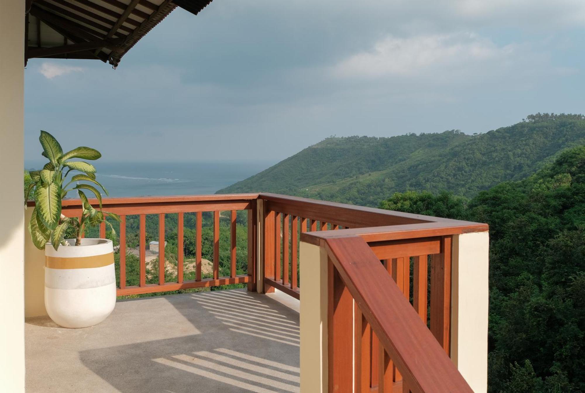 Ashtari - Sky, Sea & Nature Kuta  Extérieur photo